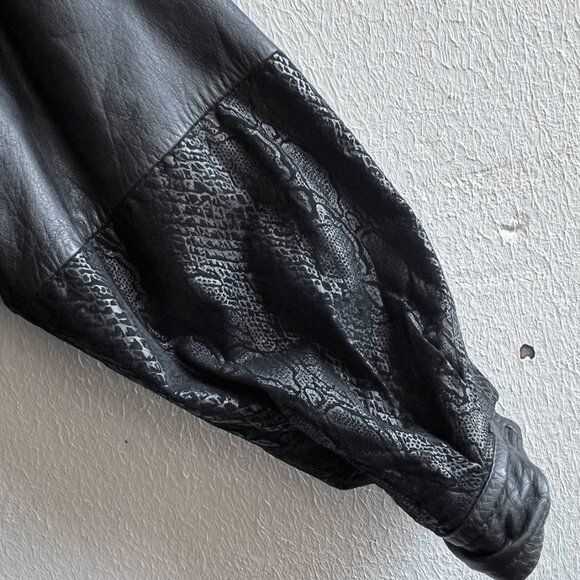 Snakeskin Leather Jacket (Super Dope ) - Picture 5 of 9